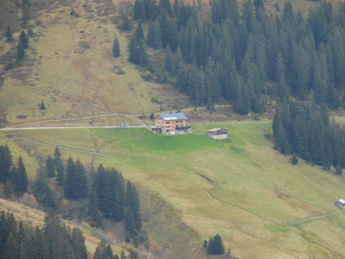 Hotel Jaegerstueble Дамулс Екстериор снимка